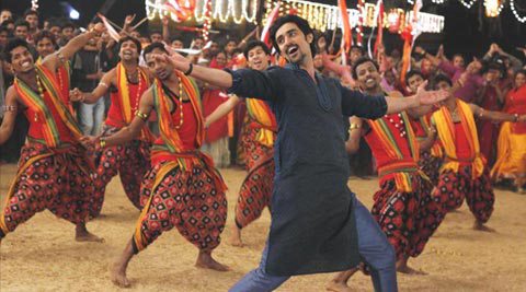 Kunal Kapoor in Kaun Kitney Paani Mein