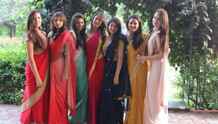 Mira Rajput with her friends