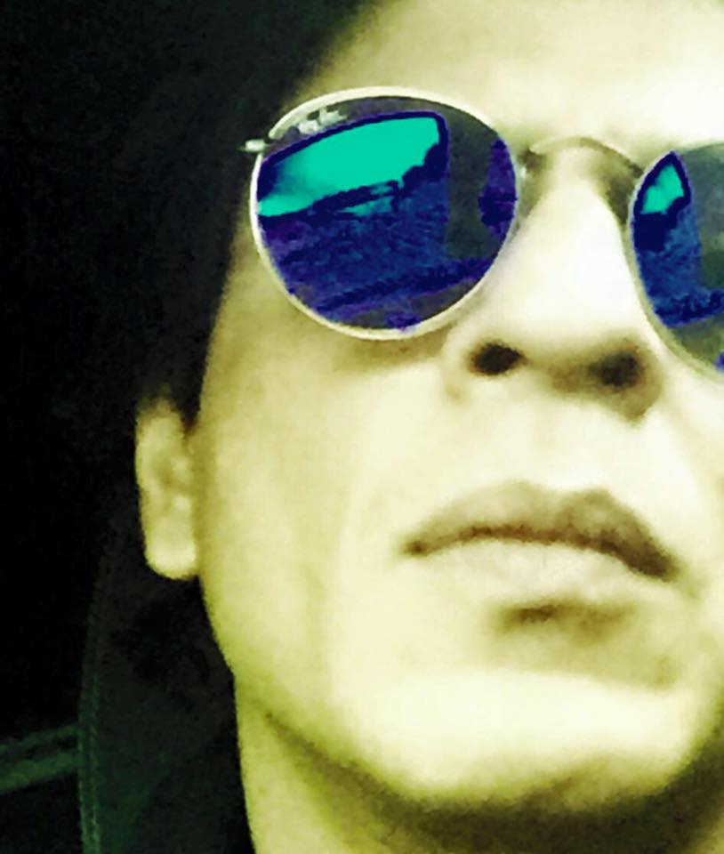 Shah Rukh Khan's candid selfies