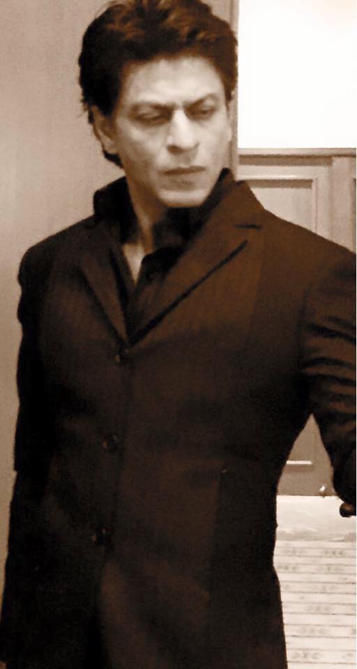 Shah Rukh Khan's candid selfies