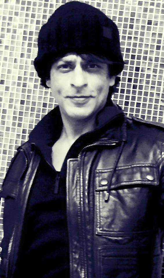 Shah Rukh Khan's candid selfies