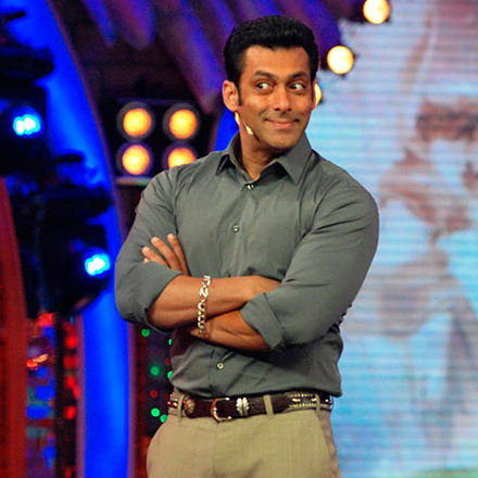 9 Salman Khan expressions with funny captions