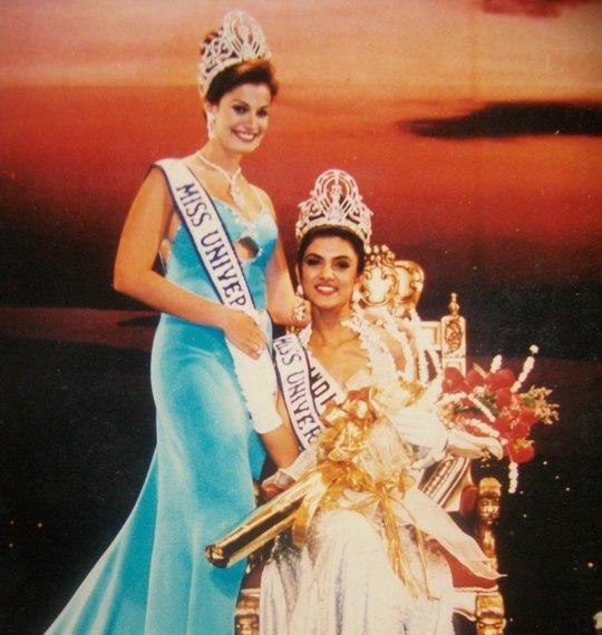 Sushmita Sen with Aishwarya Rai