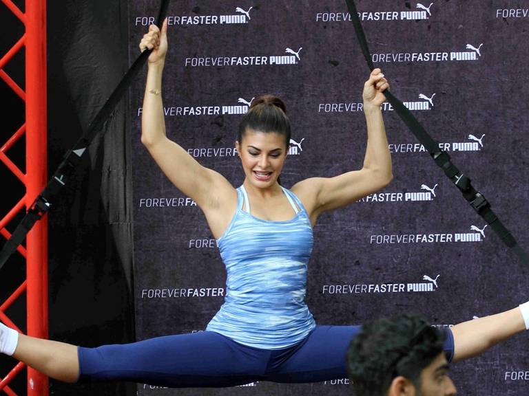Jacqueline Fernandez working out
