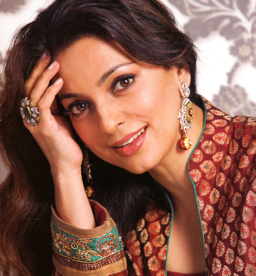 Juhi Chawla - Classical singer