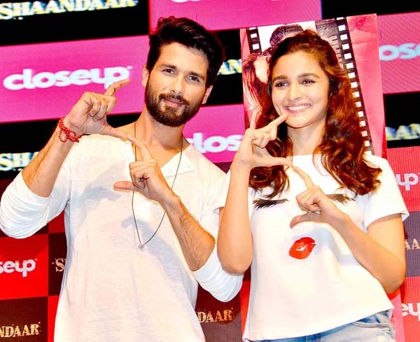 Alia Bhatt - Shahid Kapoor