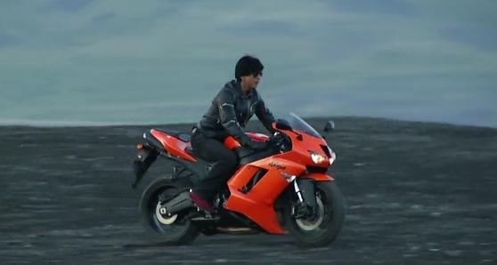 Shah Rukh Khan in Iceland