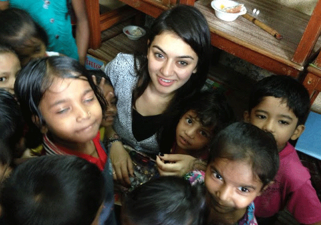 Hansika Motwani with children
