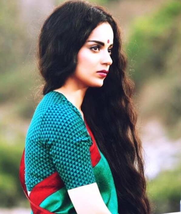 Kangana Ranaut retro look