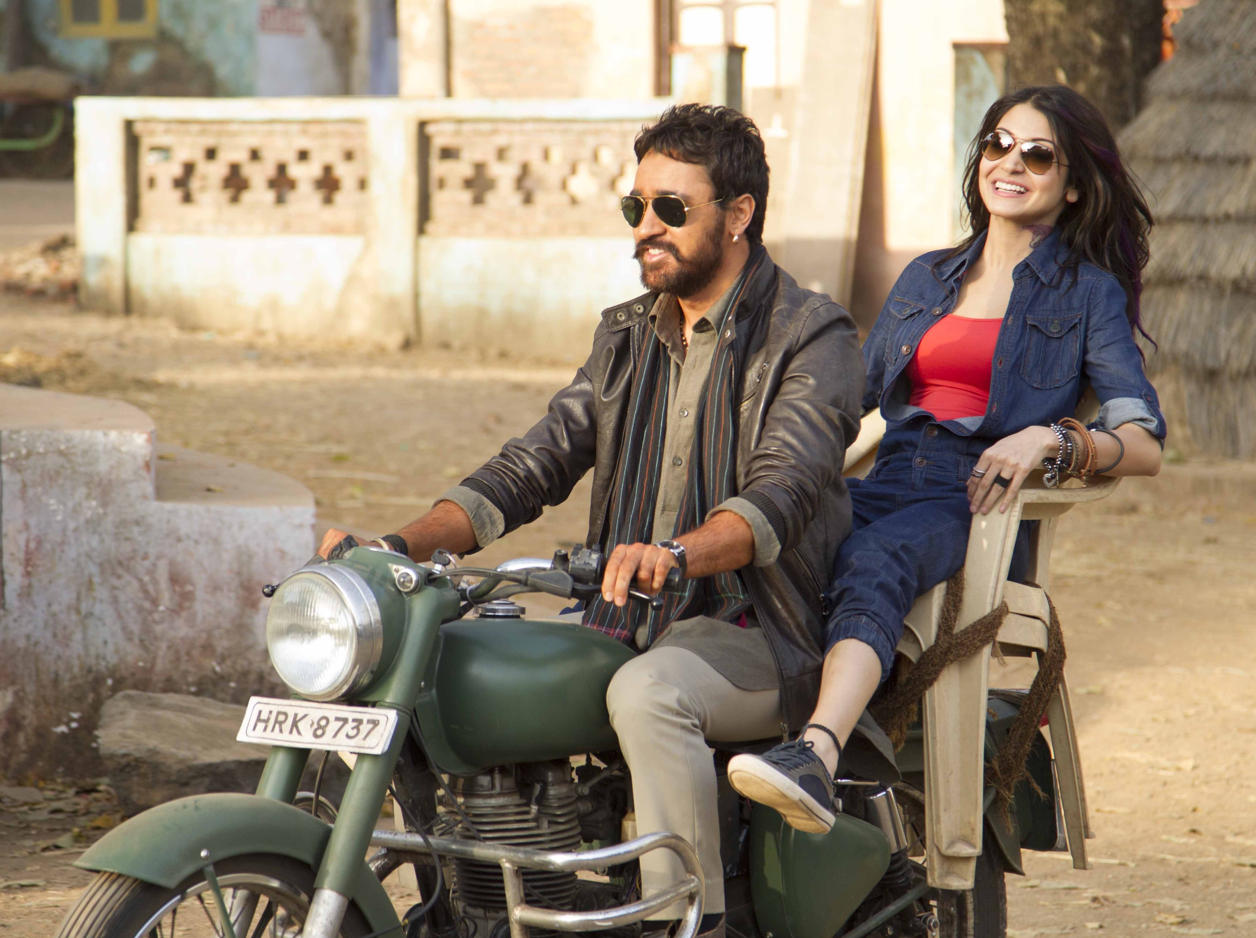 Matru Ki Bijlee Ka Mandola cast