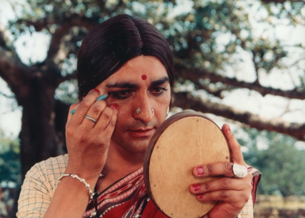 Nirmal Pandey in Daayraa