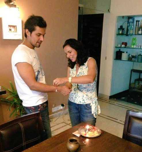 Randeep Hooda with sister