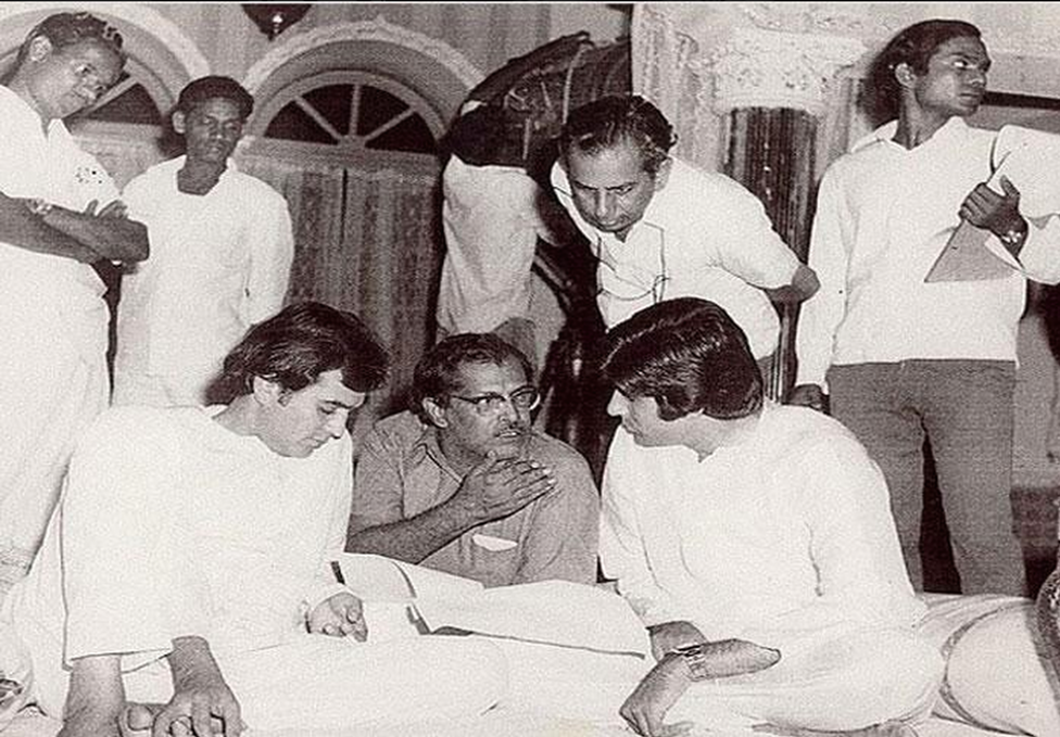 Amitabh Bachchan : Hrishkesh Mukherjee