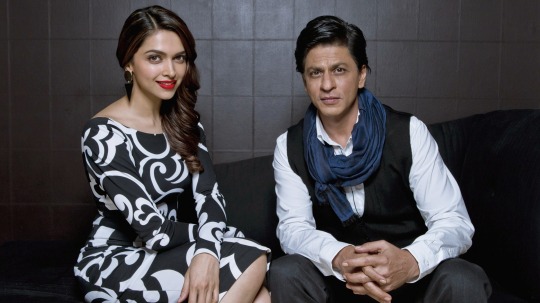 Shah Rukh Khan - Deepika Padukone