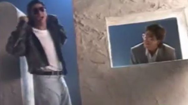 Shahrukh Khan in Hero Puch Ad