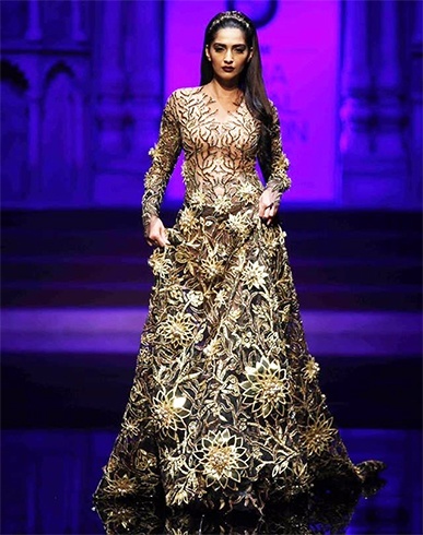 Sonam Kapoor bridal look