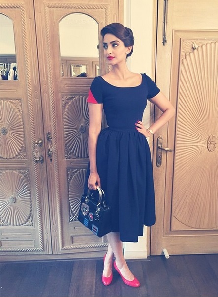 Sonam Kapoor needs a Hair Stylist