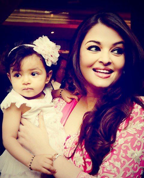 Aishwarya Rai with her darling daughter Aaradhya Bachchan.
