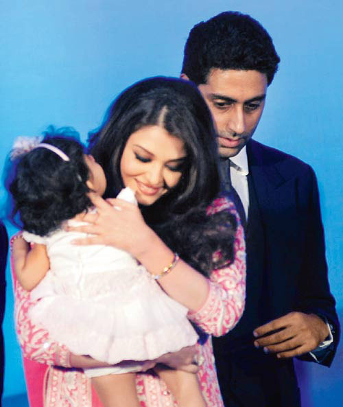 Tender moments of Aishwarya Rai and daughter Aaradhya Bachchan ...