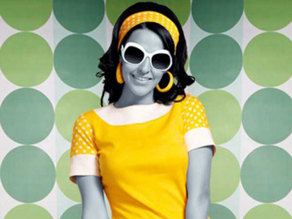 Neha Dhupia retro look