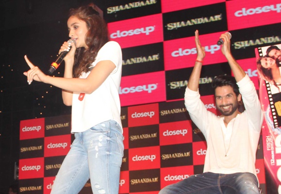 Shahid Kapoor : Alia Bhatt