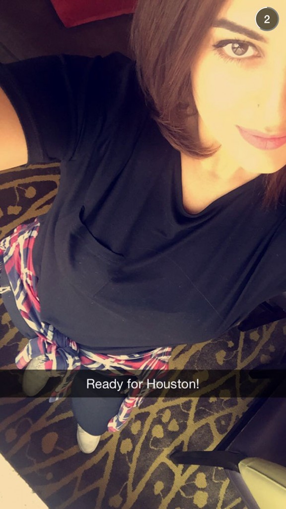 Sonakshi Sinha chills in USA for Fusion Tour