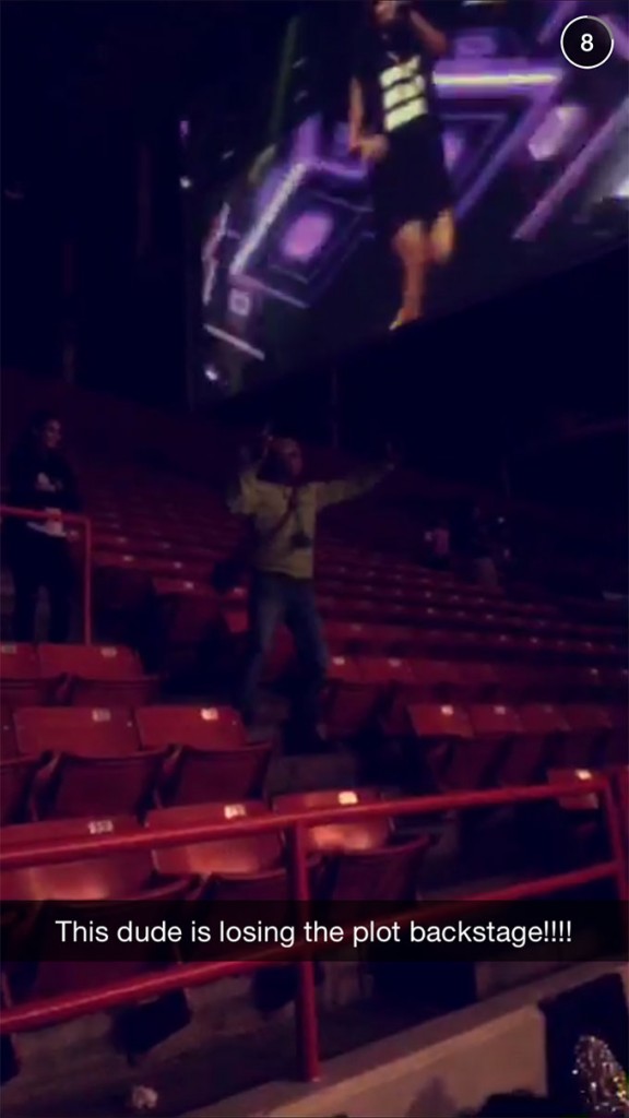 Sonakshi Sinha chills in USA for Fusion Tour