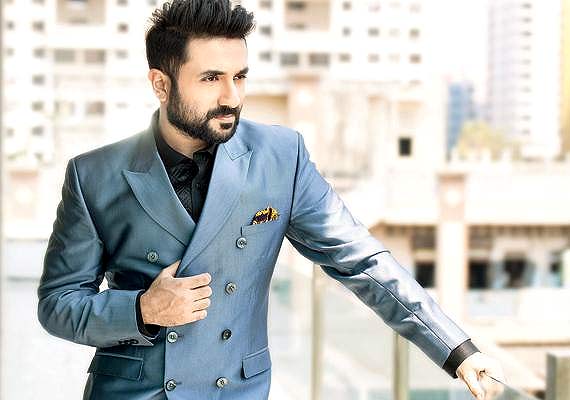 Vir Das to launch quirky clothing line