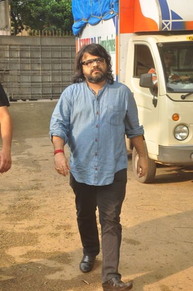 Pritam at the funeral
