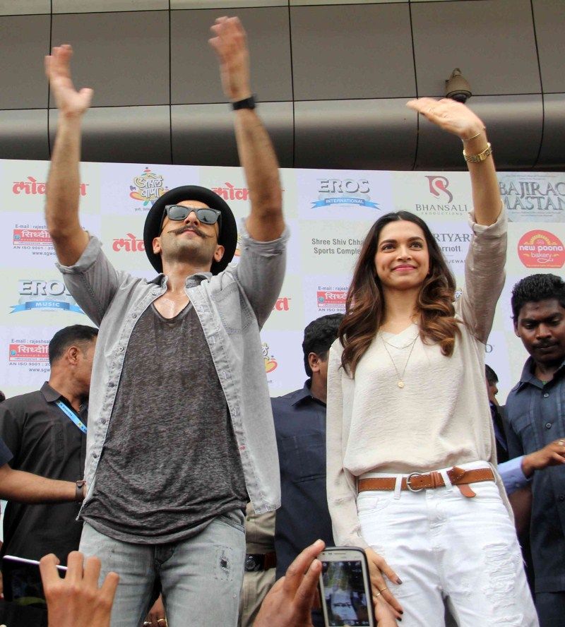 Ranveer Singh and Deepika Padukone during the song