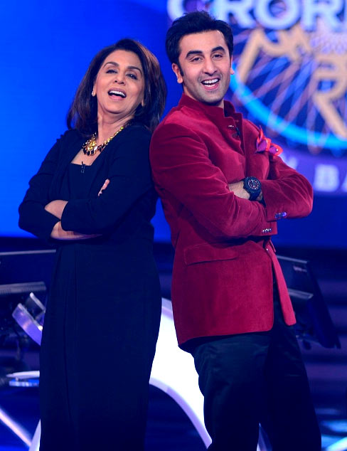 Adorable picture of Ranbir Kapoor with his mom