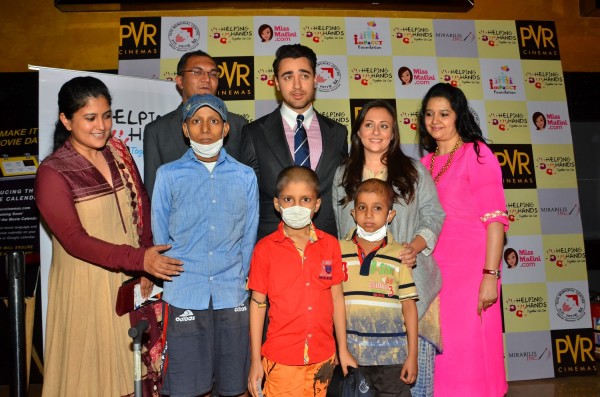 Imran Khan - Avantika Malik Khan with kids