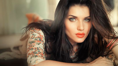 Scarlett Wilson to make acting debut with Rajeev Khandelwal