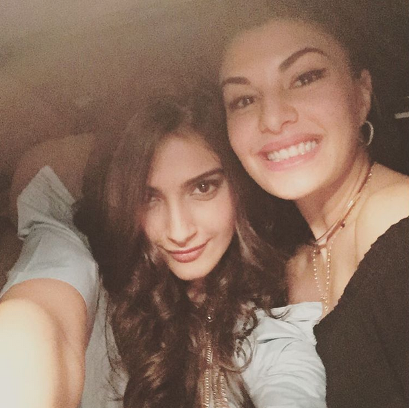 These pictures of Jacqueline Fernandez and Sonam Kapoor depict a true friendship bond