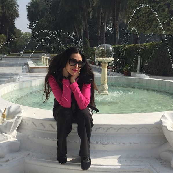 Karisma Kapoor's new obsession is her sunglasses!