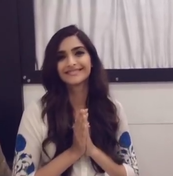Sonam Kapoor wishes priyanka chopra