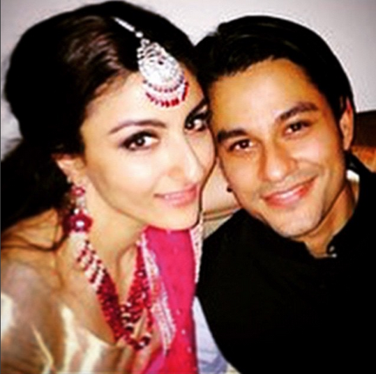 Adorable picture of Kunal Khemu and Soha Ali Khan