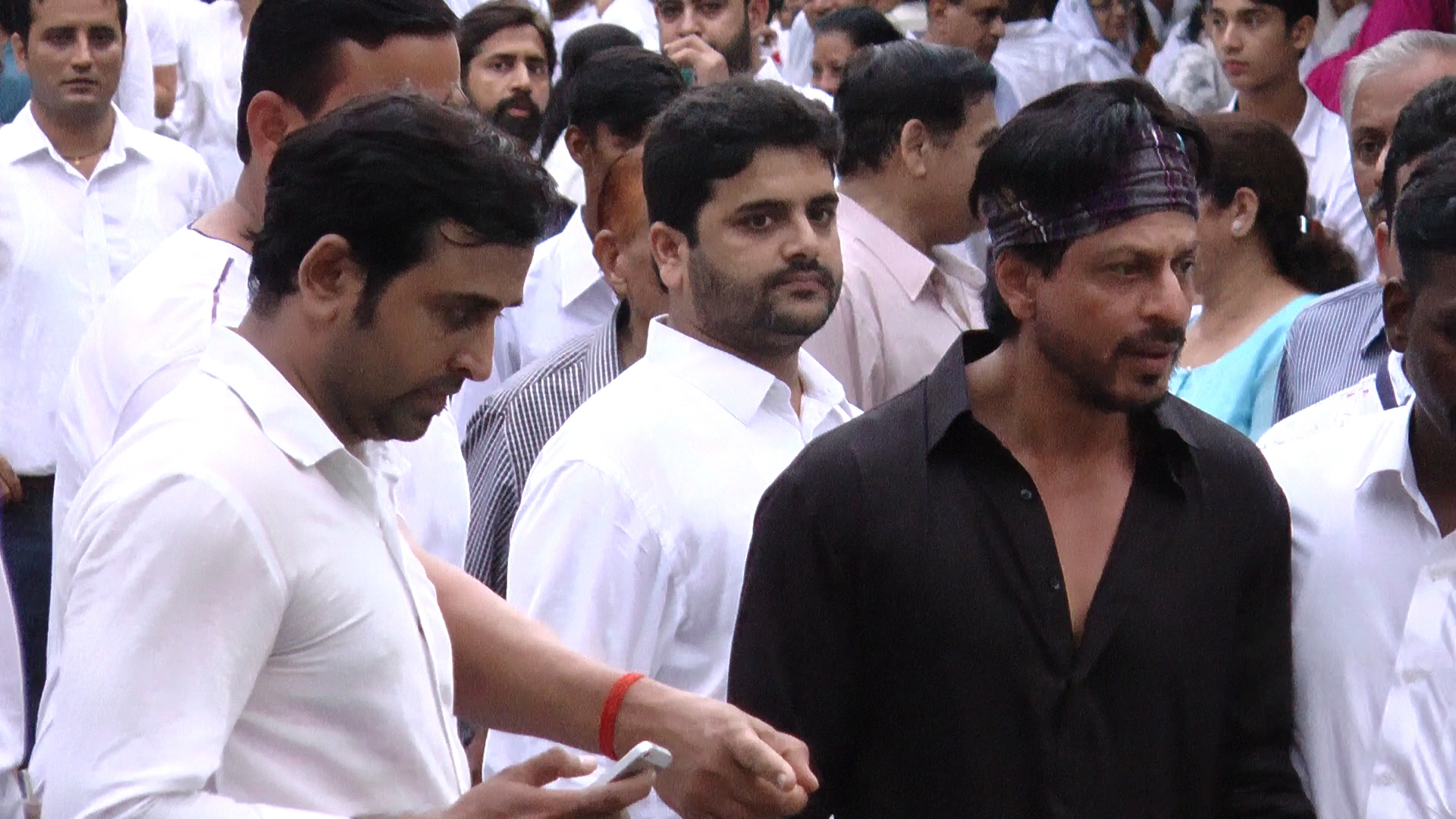 Shah Rukh Khan in black