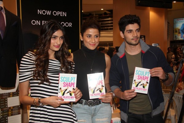 Yasmin Karachiwala with Athiya Shetty and Sooraj Pancholi