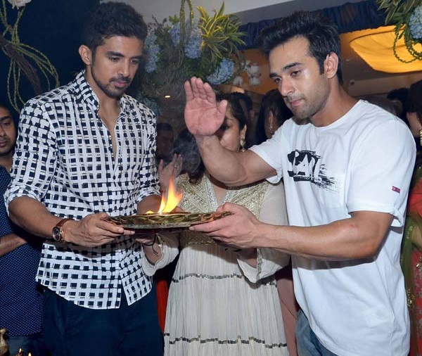 Pulkit Samrat at Ganpati visarjan