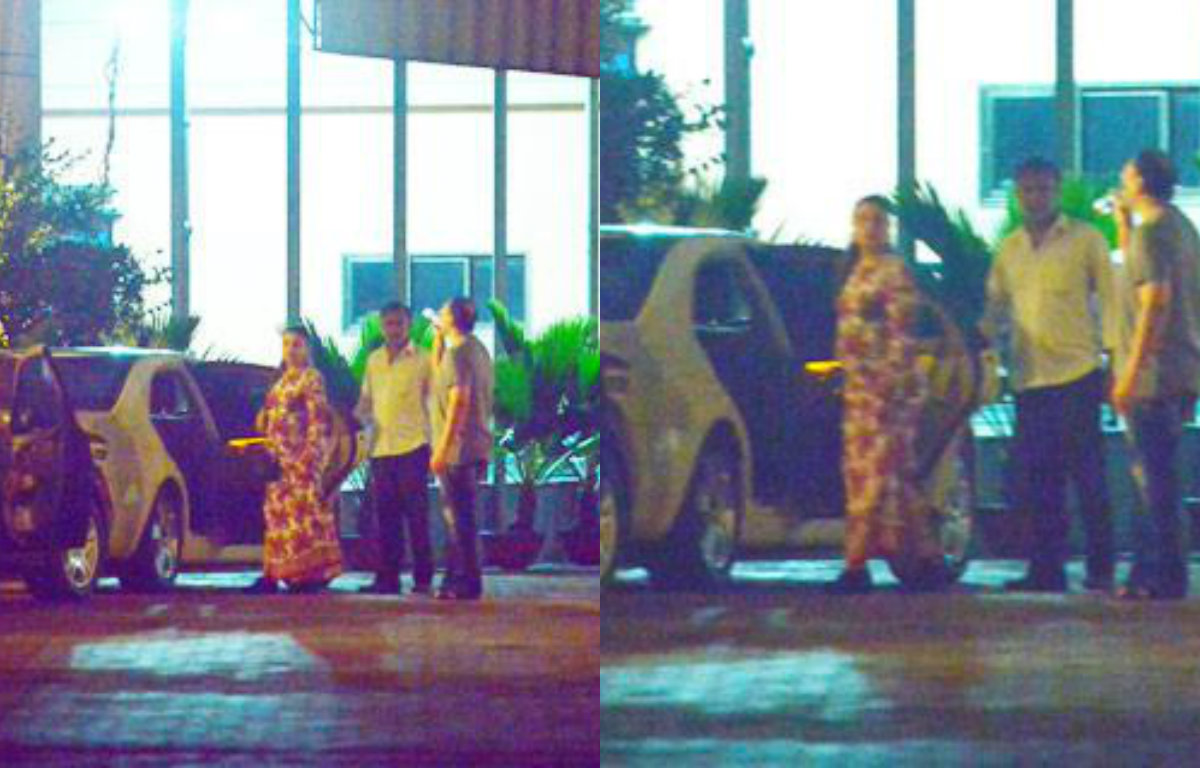 Actress Rani Mukerji debuts her baby bump