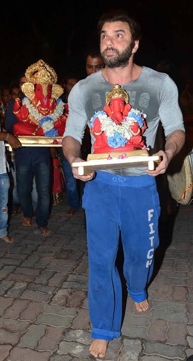 Sohail Khan at Ganpati visarjan