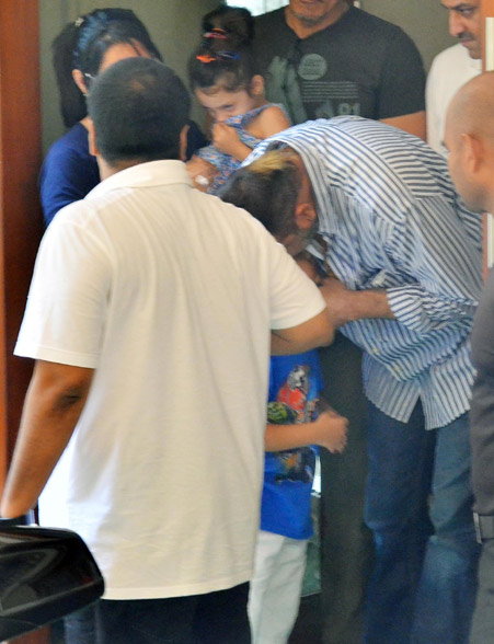 Sanjay Dutt withkids.