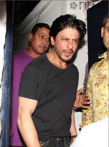 Shah Rukh Khan at Olive bar.