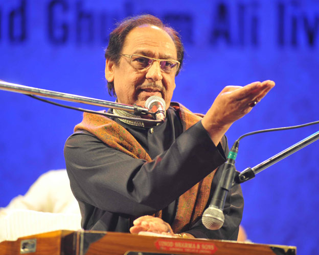 Mahesh Bhatt criticises cancellation of Ghulam Ali's concert