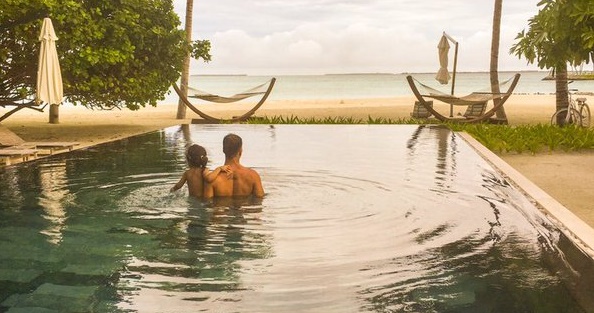 Akshay Kumar with daughter Nitara