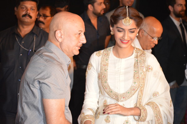 Prem Ratan Dhan Payo star cast at the trailer launch.