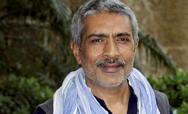 Prakash Jha to play policeman in directorial 'Jai Gangaajal'