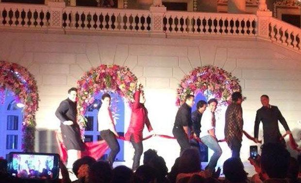 Salman Khan towel dance