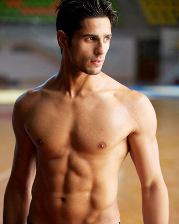 Siddharth Malhotra Shirtless image